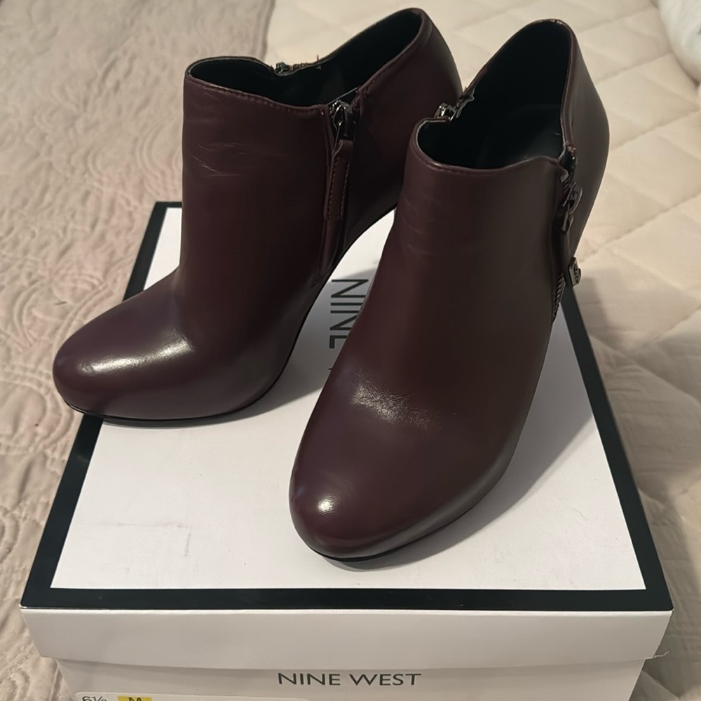 Burgundy double zip leather bootie